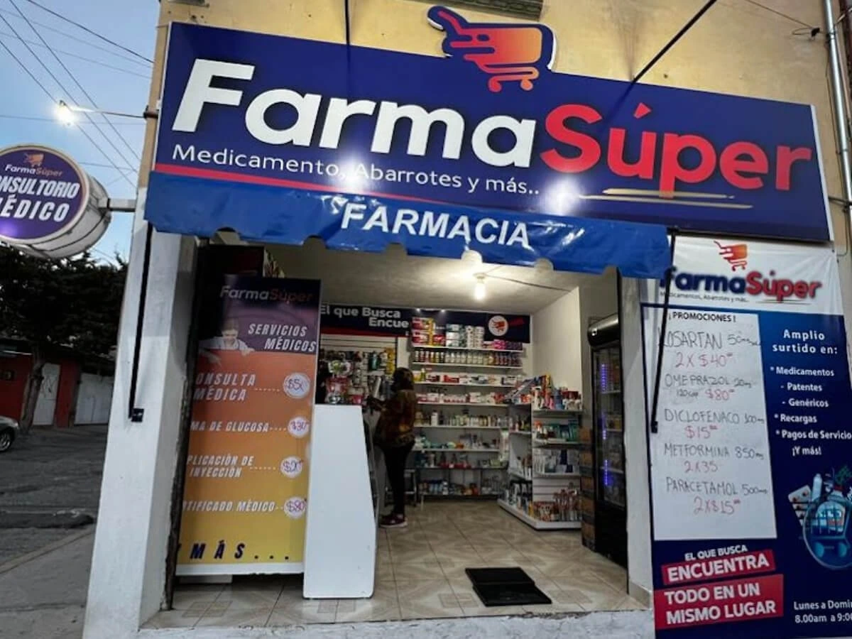 En 2021 nace la idea de crear nuestra súper farmacia, conocida como FarmaSúper.mx